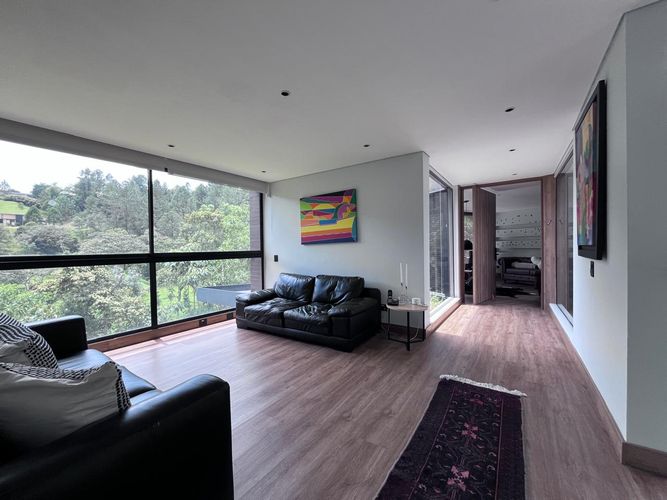 Casa de 4 alcobas en venta en Carrizales, Envigado, 361 m² · foto 5 de 19