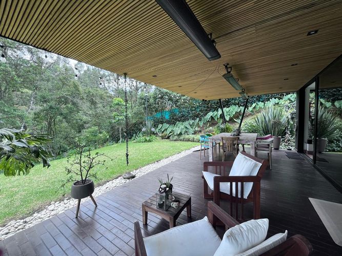 Casa de 4 alcobas en arriendo en Carrizales, Envigado, 361 m² · foto 18 de 19