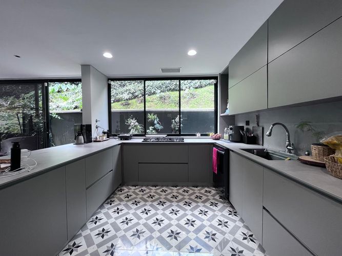 Casa de 4 alcobas en arriendo en Carrizales, Envigado, 361 m² · foto 6 de 19