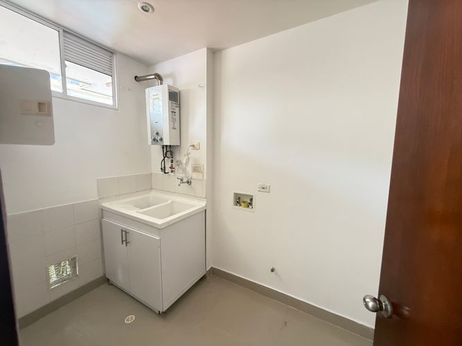 Casa de 4 alcobas en venta en Cr Los Nogales, Chía, 130 m² · foto 6 de 15