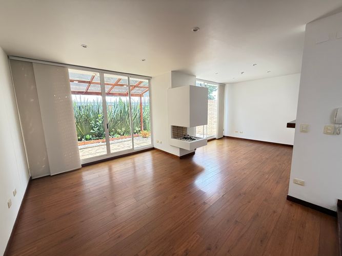 Casa de 4 alcobas en venta en Cr Los Nogales, Chía, 130 m² · foto 10 de 15