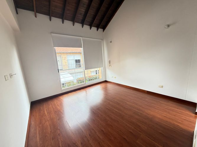 Casa de 4 alcobas en venta en Cr Los Nogales, Chía, 130 m² · foto 12 de 15