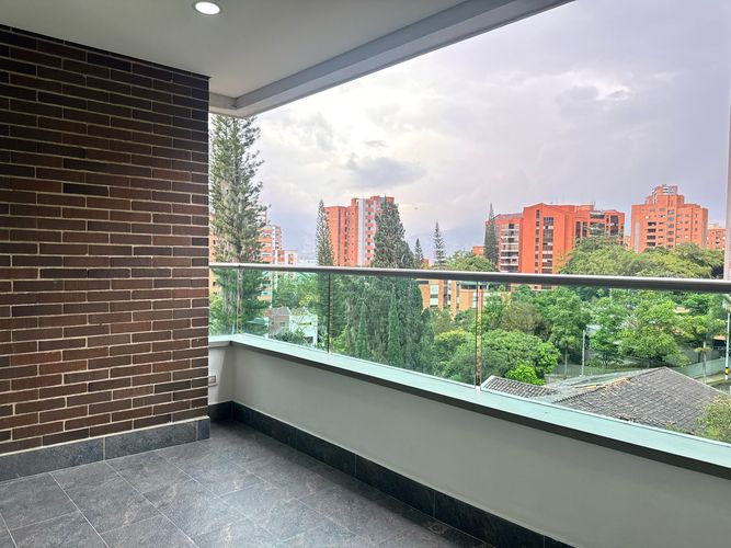 Apartamento de 3 alcobas en arriendo en El Poblado, Medellín, 125 m² · foto 19 de 19