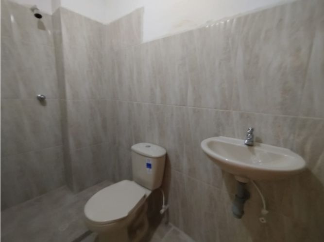 Bodega en arriendo en La Ceja, 174 m² · foto 4 de 5