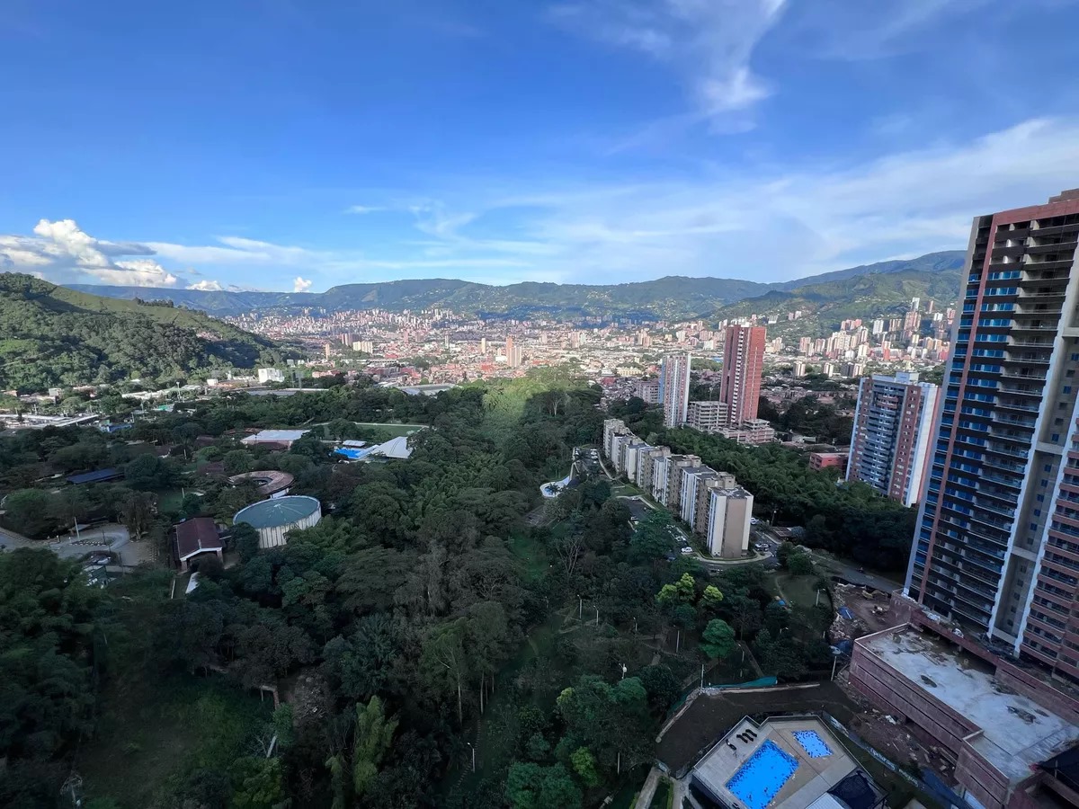 Apartamento en venta en Suramerica, Itagüí · foto 10 de 24