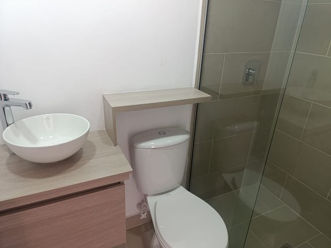 Apartamento de 2 alcobas en arriendo en El Poblado, Medellín, 94 m² · foto 14 de 16