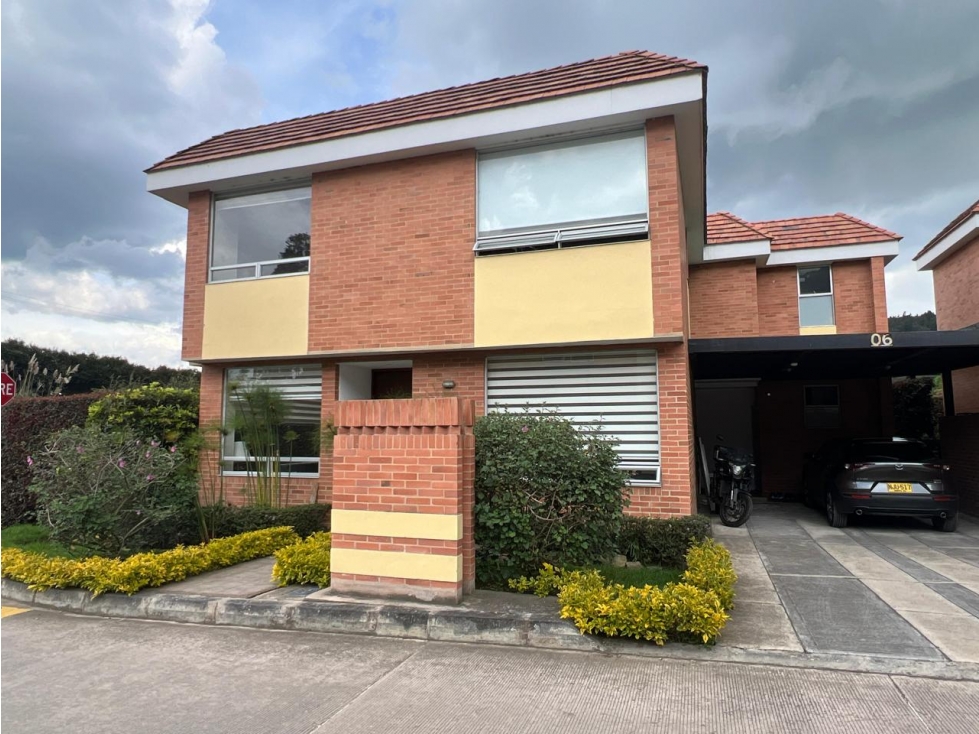 Casa en venta en Chuntame, Cajicá · foto 2 de 14