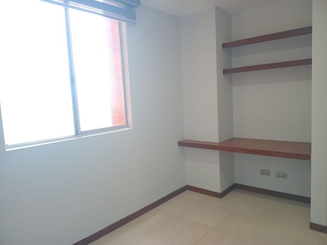 Apartamento de 3 alcobas en arriendo en El Poblado, Medellín, 20 m² · foto 7 de 16