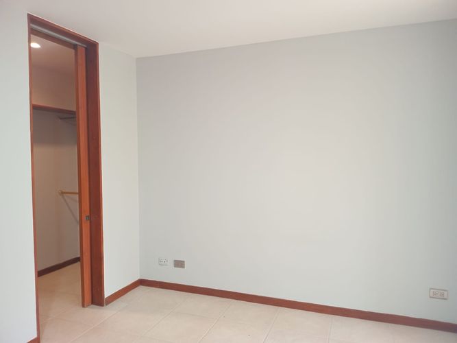 Apartamento de 3 alcobas en arriendo en El Poblado, Medellín, 20 m² · foto 12 de 16