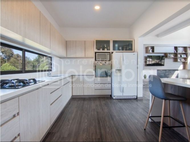 Casa de 4 alcobas en venta en Las Palmas, El Retiro, 260 m² · foto 6 de 23