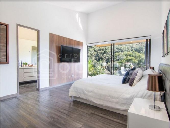 Casa de 4 alcobas en venta en Las Palmas, El Retiro, 260 m² · foto 9 de 23