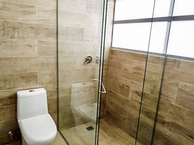 Apartamento de 3 alcobas en arriendo en El Poblado, Medellín, 240 m² · foto 11 de 16