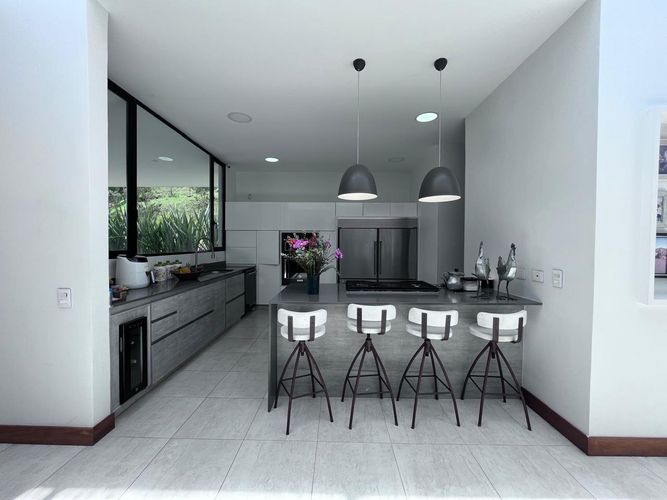 Casa de 4 alcobas en venta en Las Palmas, Envigado, 390 m² · foto 5 de 20