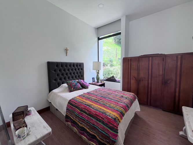 Casa de 4 alcobas en venta en Las Palmas, Envigado, 390 m² · foto 13 de 20