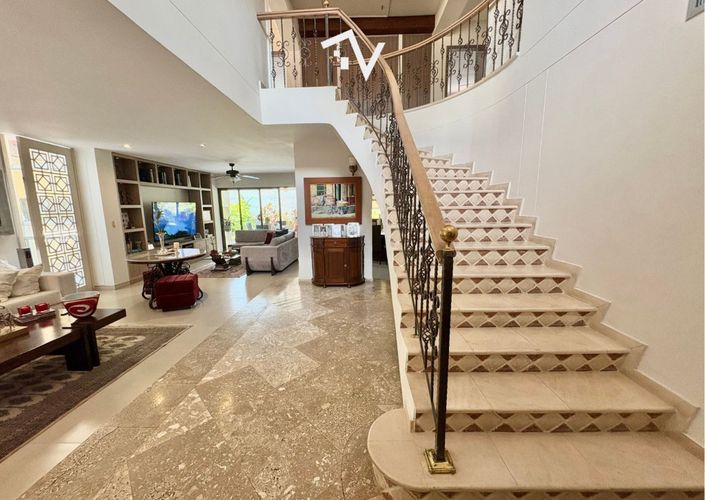 Casa de 4 alcobas en venta en Villa Campestre, Puerto Colombia, 437 m² · foto 3 de 24