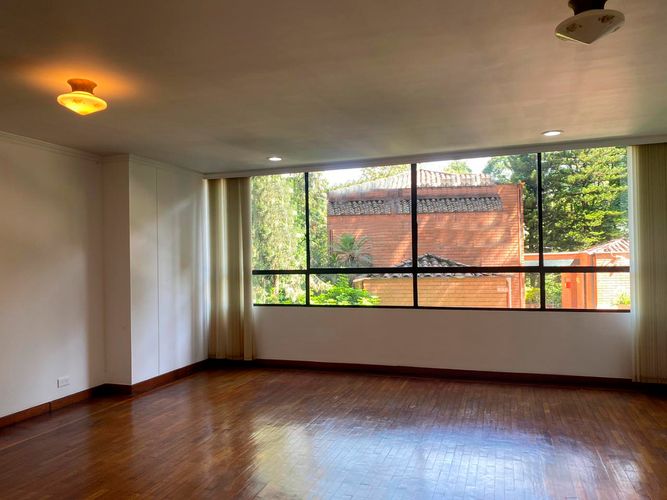 Apartamento en venta en El Poblado, Medellín · foto 5 de 18