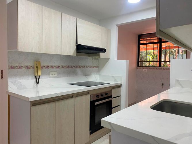 Apartamento en venta en El Poblado, Medellín · foto 11 de 18