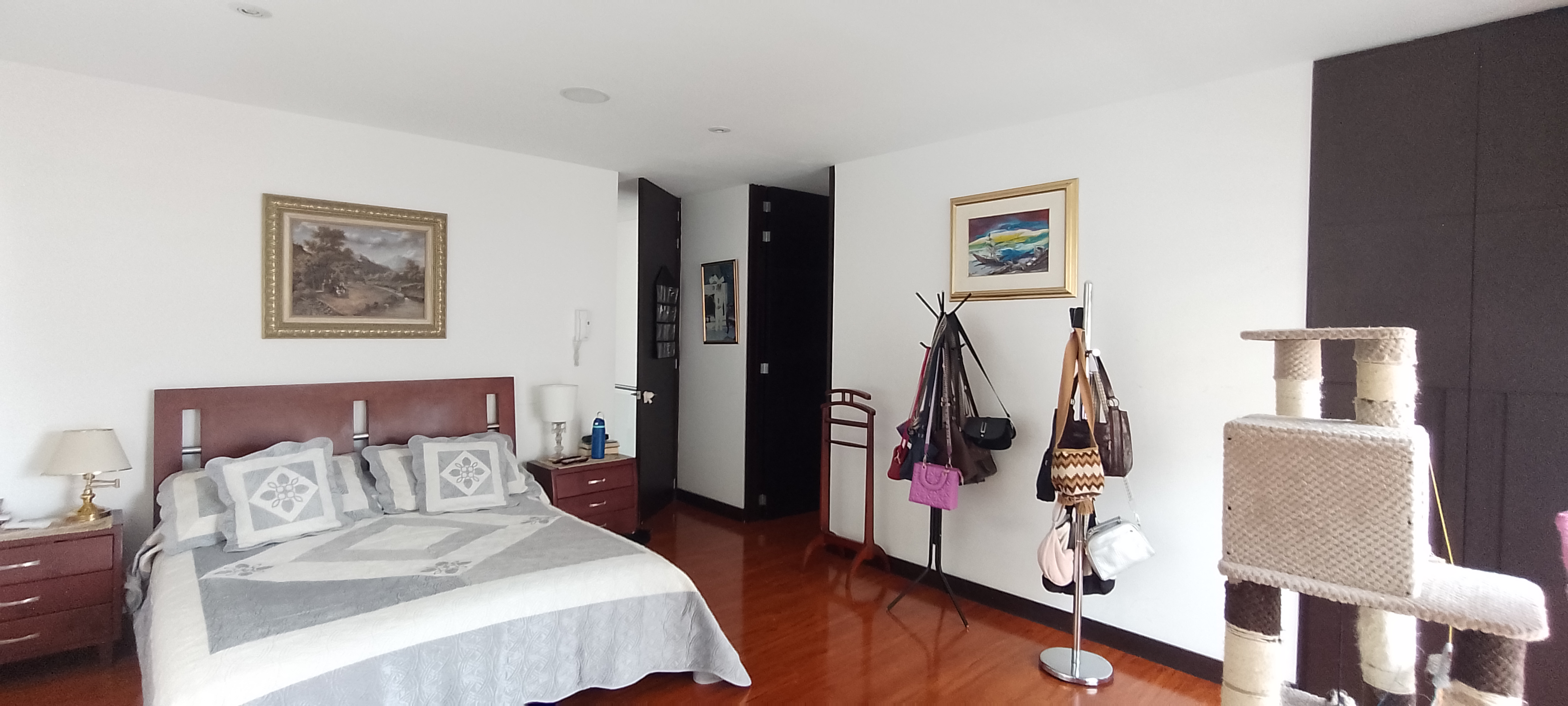 Casa en venta en Cerros De Suba, Bogotá · foto 4 de 24