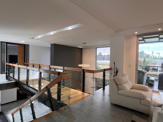 Casa de 5 alcobas en venta en Las Palmas, Envigado, 450 m² · foto 9 de 19