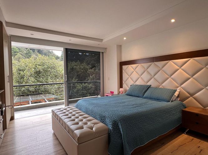 Casa de 5 alcobas en venta en Las Palmas, Envigado, 450 m² · foto 11 de 19