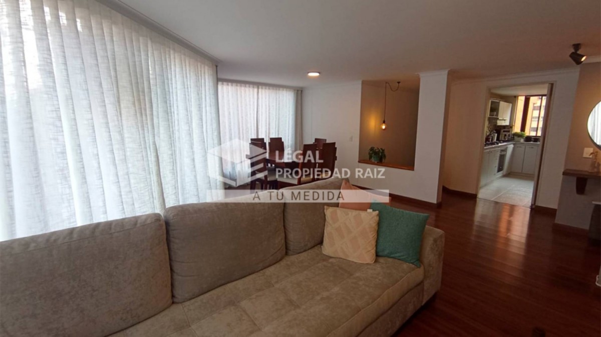 Apartamento en venta en Altos Del Poblado, Medellín · foto 2 de 24