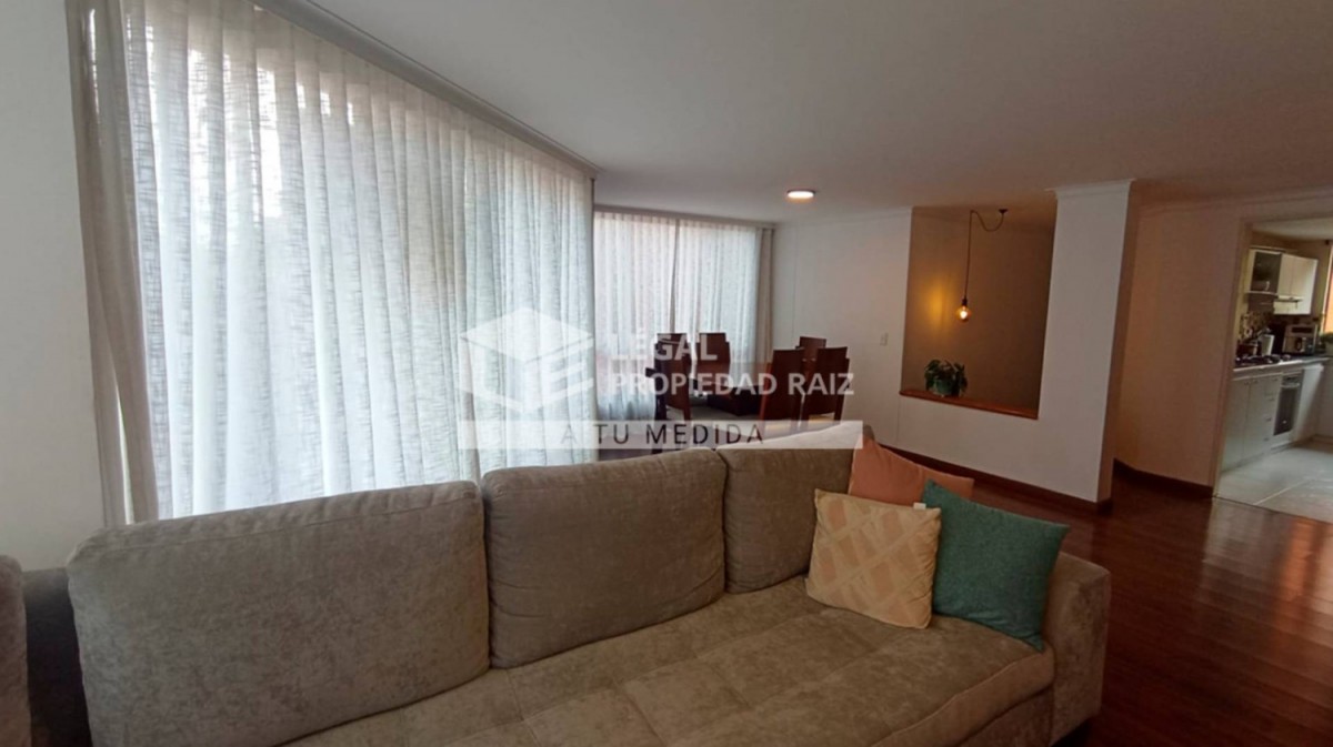 Apartamento en venta en Altos Del Poblado, Medellín · foto 4 de 24