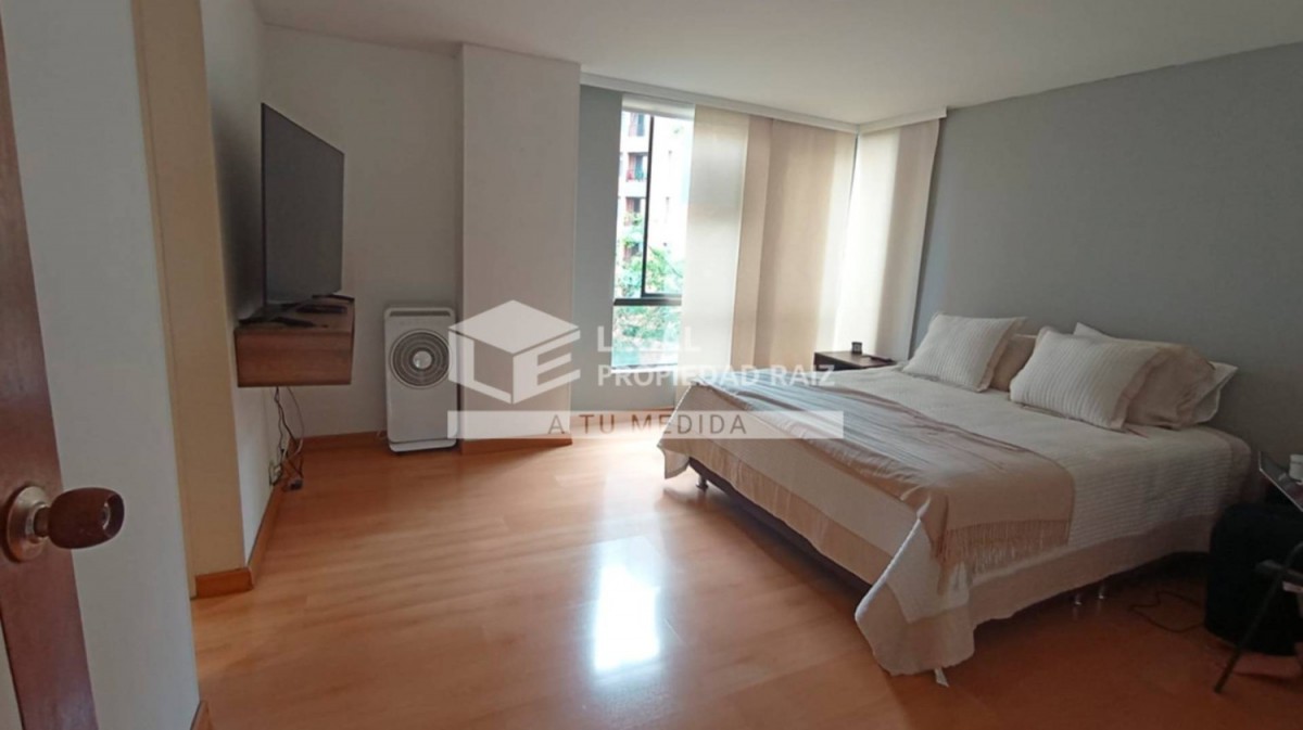Apartamento en venta en Altos Del Poblado, Medellín · foto 8 de 24