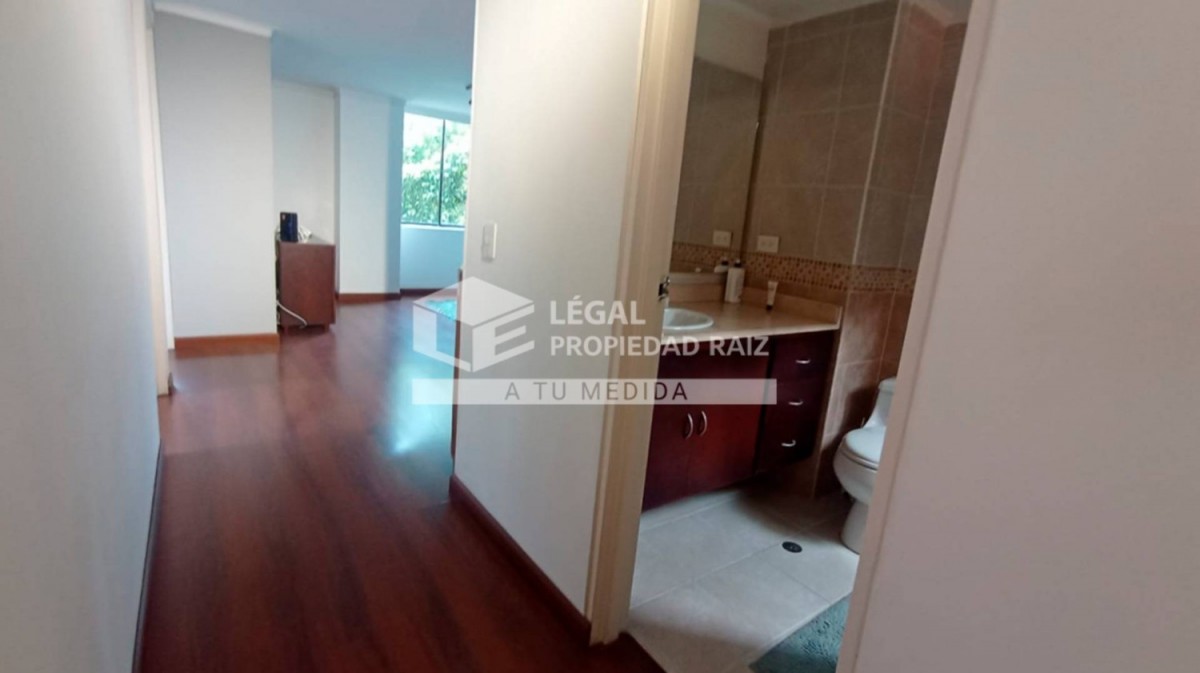 Apartamento en venta en Altos Del Poblado, Medellín · foto 11 de 24
