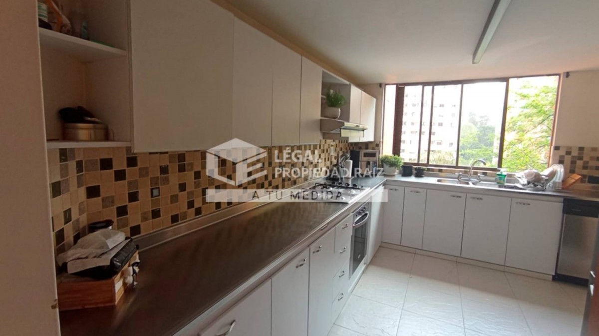 Apartamento en venta en Altos Del Poblado, Medellín · foto 19 de 24