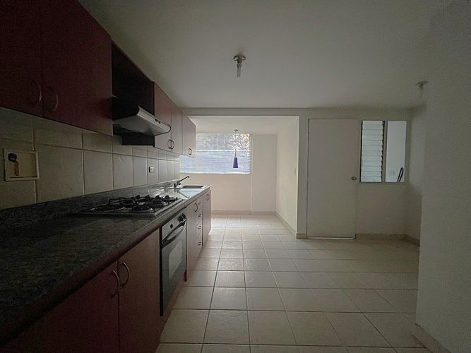 Apartamento de 3 alcobas en venta en El Poblado, Medellín, 127 m² · foto 6 de 18