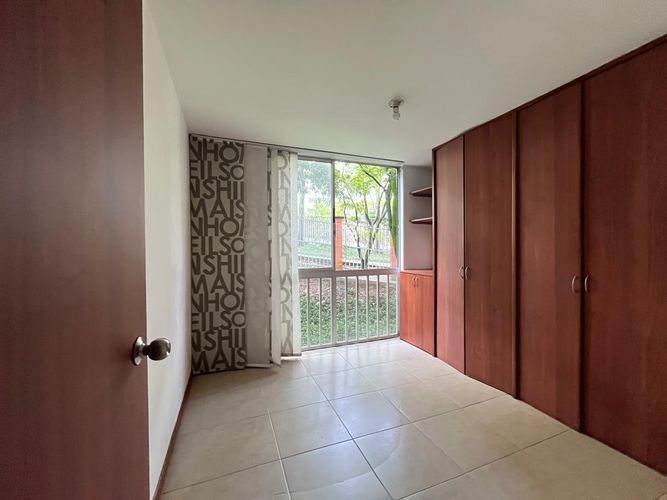 Apartamento de 3 alcobas en venta en El Poblado, Medellín, 127 m² · foto 10 de 18