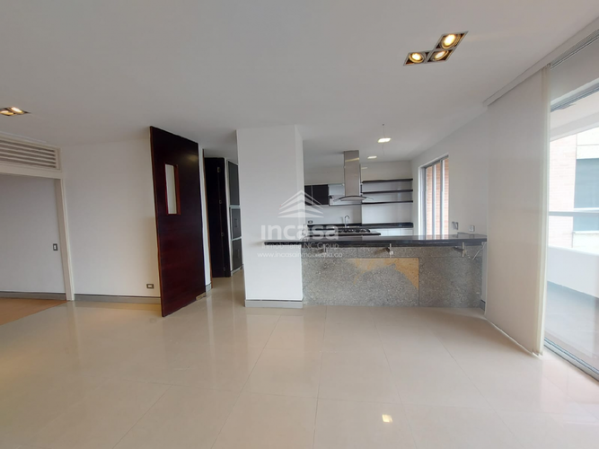 Apartamento de 3 alcobas en venta en Normandia, Cali, 212 m² · foto 10 de 24