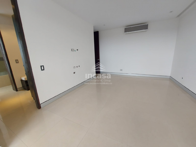 Apartamento de 3 alcobas en venta en Normandia, Cali, 212 m² · foto 11 de 24
