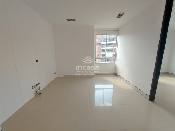 Apartamento de 3 alcobas en venta en Normandia, Cali, 212 m² · foto 13 de 24
