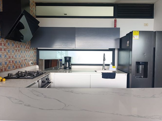 Apartamento de 1 alcoba en venta en El Poblado, Medellín, 72 m² · foto 6 de 14