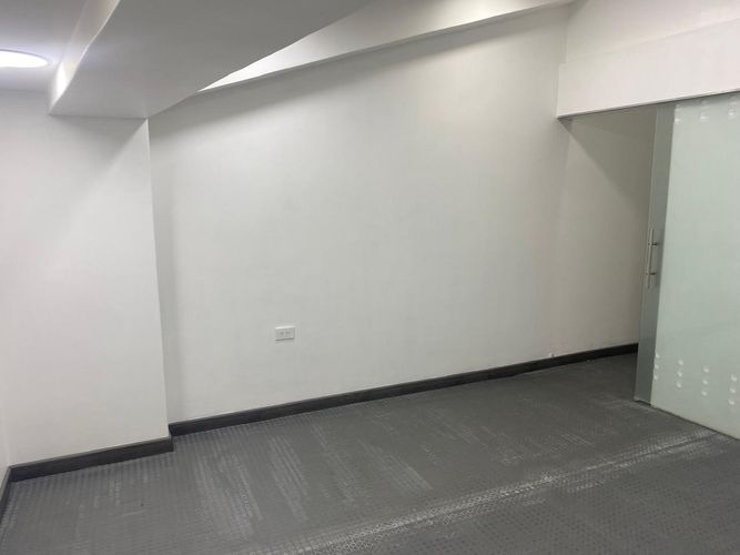 Local en arriendo en La Pradera, Envigado, 30 m² · foto 3 de 10