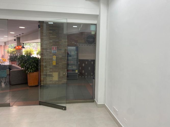 Local en arriendo en La Pradera, Envigado, 30 m² · foto 10 de 10