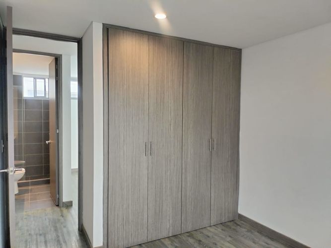 Apartamento de 3 alcobas en arriendo en El Poblado, Medellín, 100 m² · foto 14 de 19