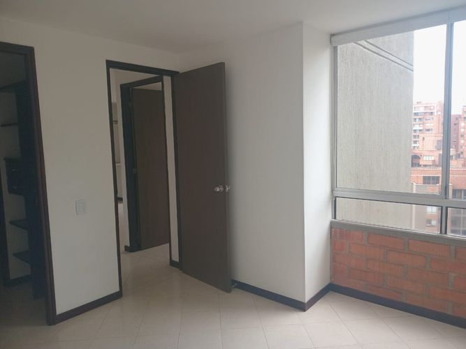 Apartamento de 2 alcobas en arriendo en El Poblado, Medellín, 58 m² · foto 8 de 15