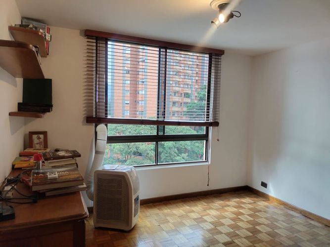 Apartamento de 3 alcobas en venta en El Poblado, Medellín, 153 m² · foto 11 de 18