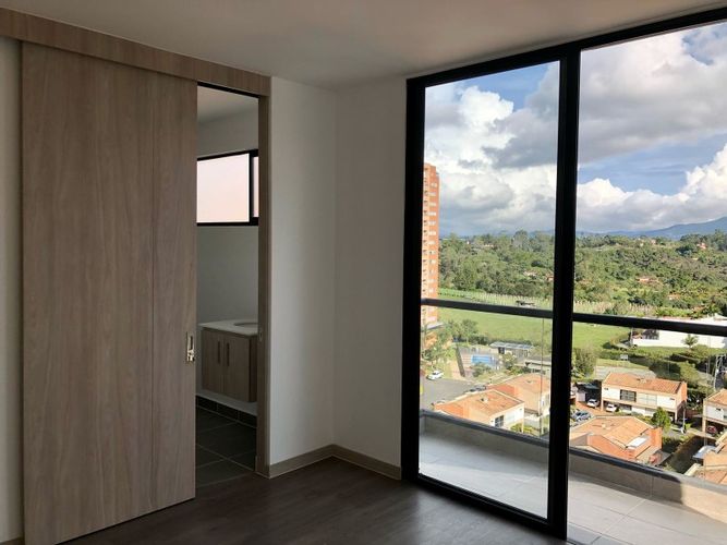 Apartamento de 2 alcobas en venta en El Porvenir, Rionegro, 82 m² · foto 3 de 8