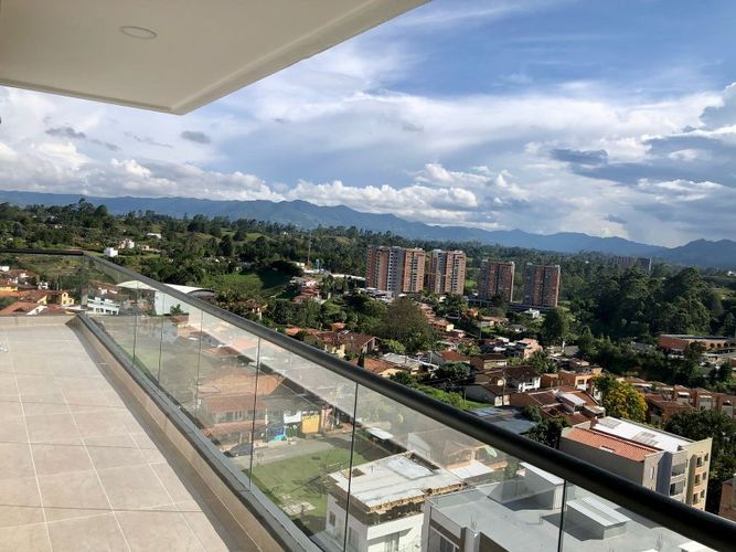 Apartamento de 2 alcobas en venta en El Porvenir, Rionegro, 82 m² · foto 4 de 8