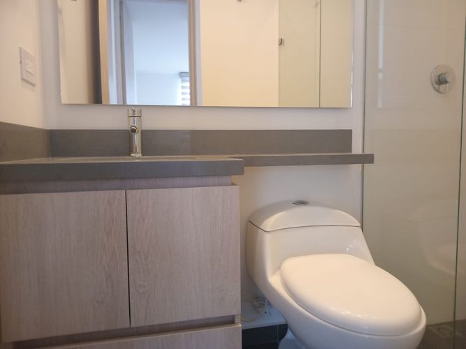 Apartamento de 2 alcobas en arriendo en El Poblado, Medellín, 75 m² · foto 16 de 17