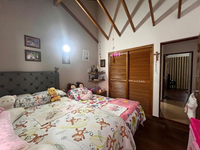 Casa de 4 alcobas en venta en La Pradera, Envigado, 190 m² · foto 9 de 20