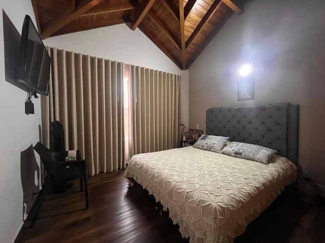 Casa de 4 alcobas en venta en La Pradera, Envigado, 190 m² · foto 11 de 20
