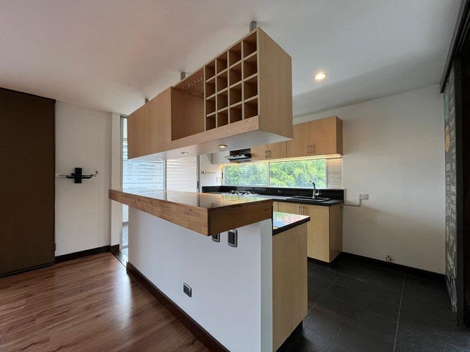 Apartamento de 2 alcobas en venta en El Poblado, Medellín, 136 m² · foto 9 de 19