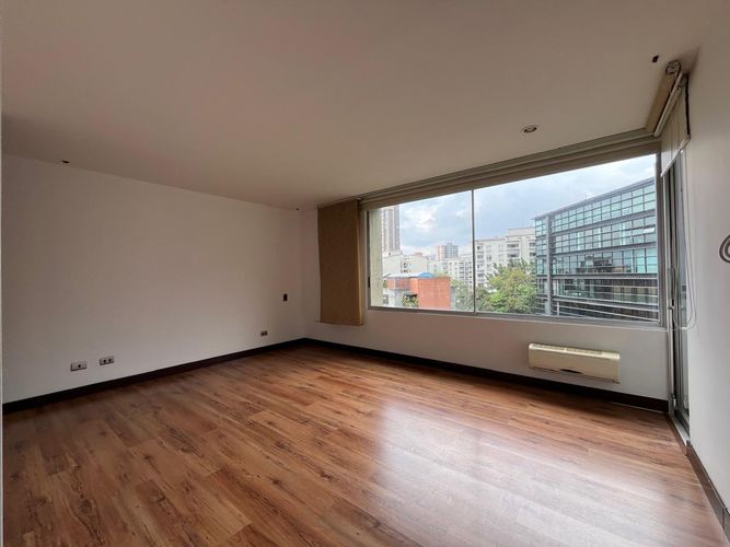 Apartamento de 2 alcobas en venta en El Poblado, Medellín, 136 m² · foto 11 de 19
