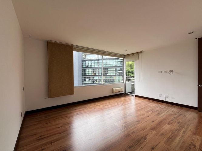 Apartamento de 2 alcobas en venta en El Poblado, Medellín, 136 m² · foto 14 de 19