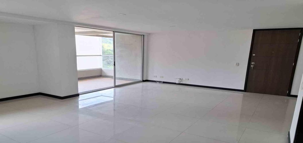 Apartamento de 2 alcobas en venta en Loma De La Doctora, Sabaneta, 85 m² · foto 4 de 21