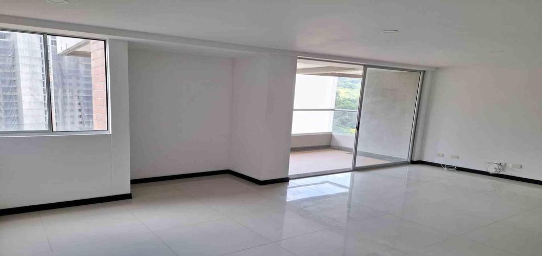 Apartamento de 2 alcobas en venta en Loma De La Doctora, Sabaneta, 85 m² · foto 5 de 21